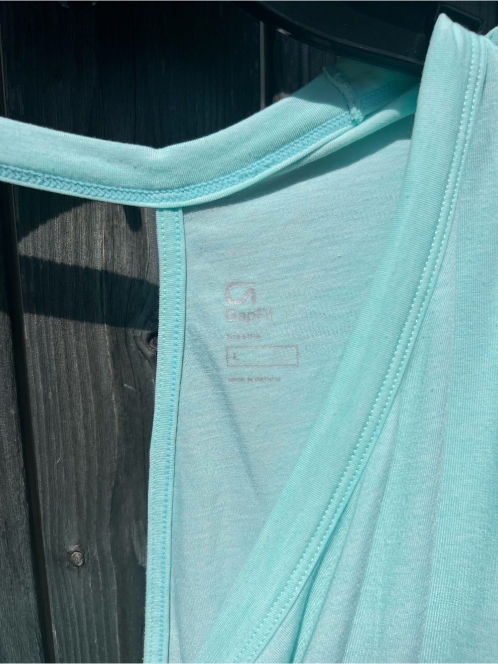 GapFit Breathe Long Sleeve Cross-Back T-Shirt - Picture 3 of 3